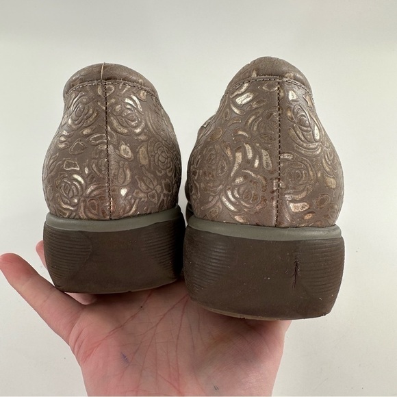 Greys Anatomy soft walk Meredith closed back clogs 8 brown oil slip resistant - Picture 9 of 14